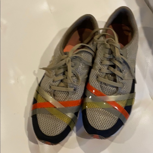 Heidi Klum New Balance sneakers - Picture 1 of 3
